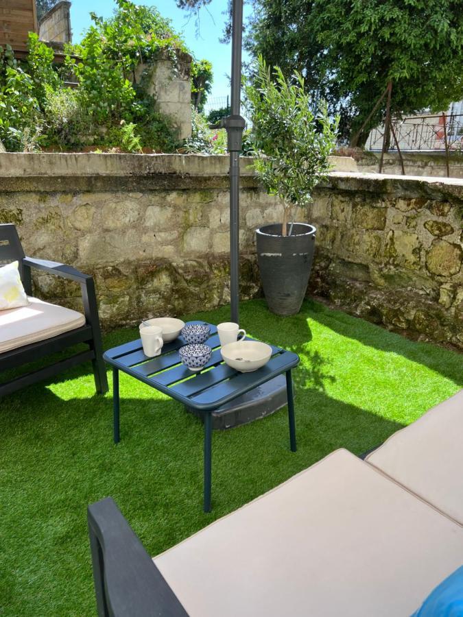 Le Badebec, Appt Dans Maison Typique Avec Jardin Prive Chinon Esterno foto