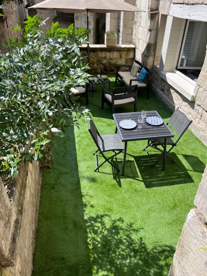 Le Badebec, Appt Dans Maison Typique Avec Jardin Prive Chinon Esterno foto