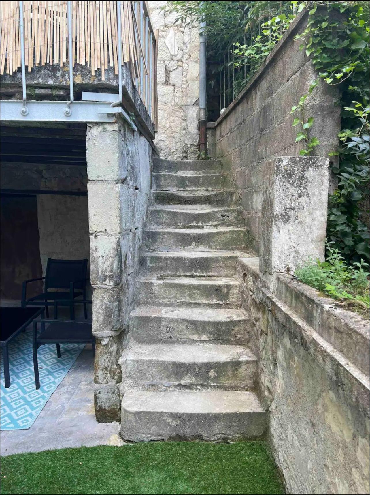 Le Badebec, Appt Dans Maison Typique Avec Jardin Prive Chinon Esterno foto